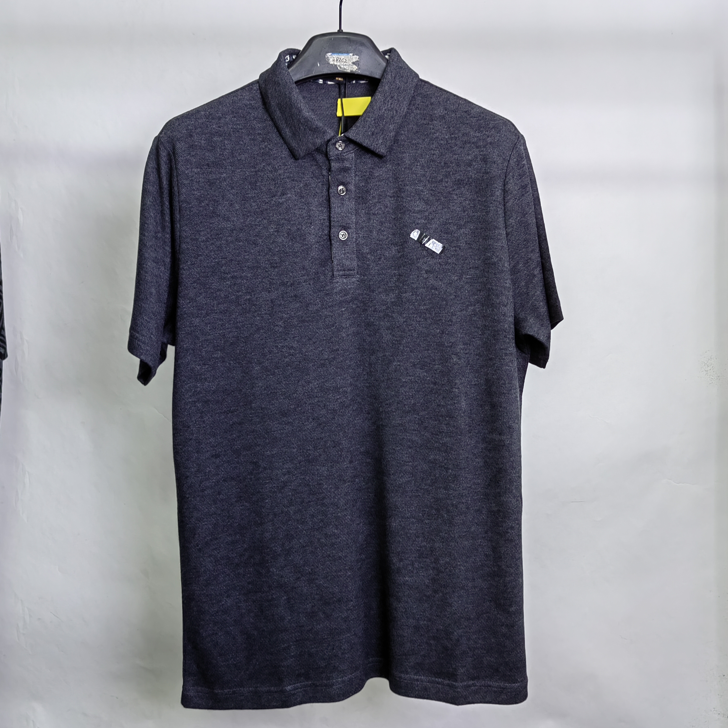 费*牌  高端商务T恤  男士休闲时尚短袖T恤DF21FW015