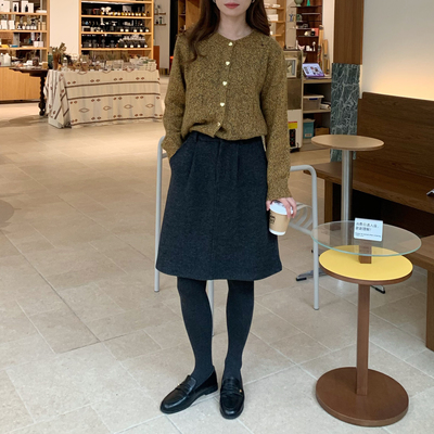 花苞藏肉毛呢半身裙中裙