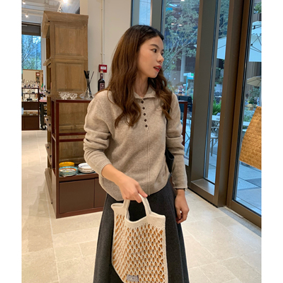 舒适无缝半高领多扣羊毛针织衫