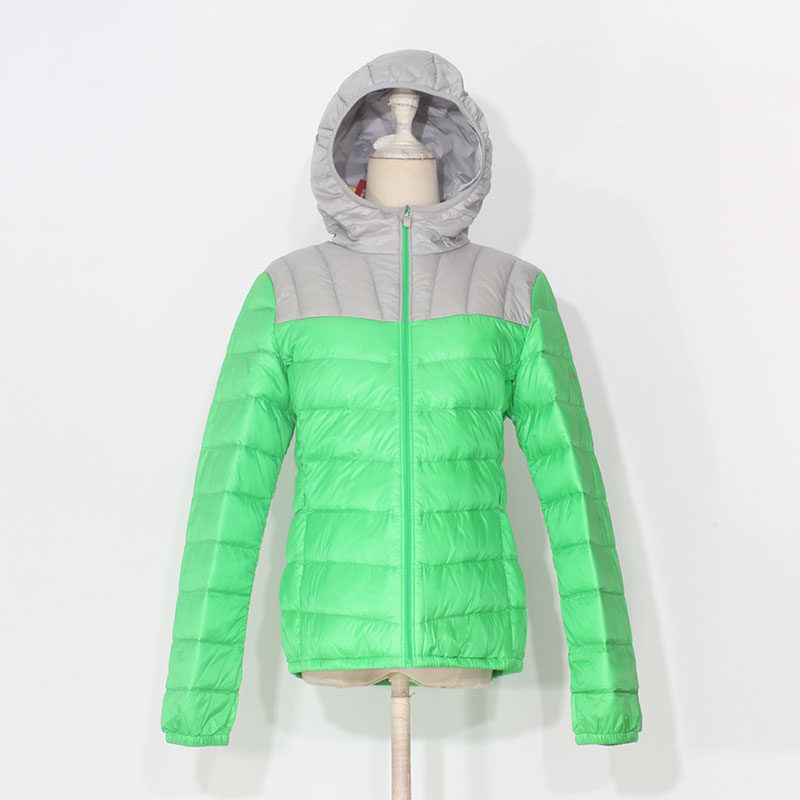 运动品牌爆款女款轻薄羽绒服女士