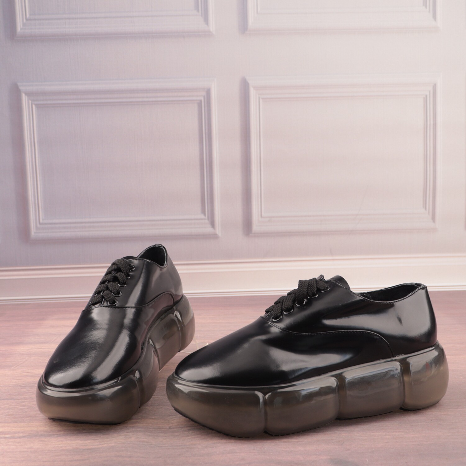 35码漆皮拼色松糕底圆头猪皮真皮里女鞋子时尚深口单鞋D142-3