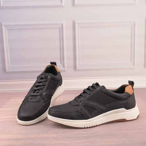 舒适轻便透气拼色男士休闲鞋