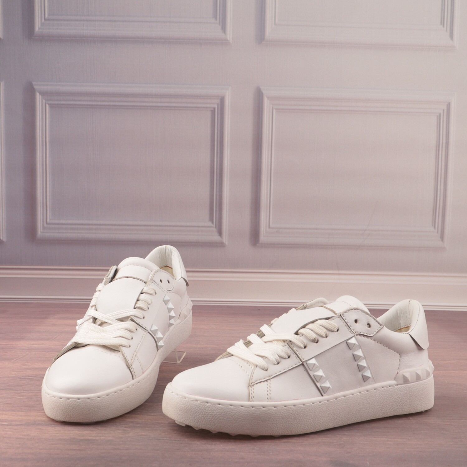 36码铆钉装饰牛皮面羊皮里真皮厚底街头女鞋子时尚休闲板鞋D142-3