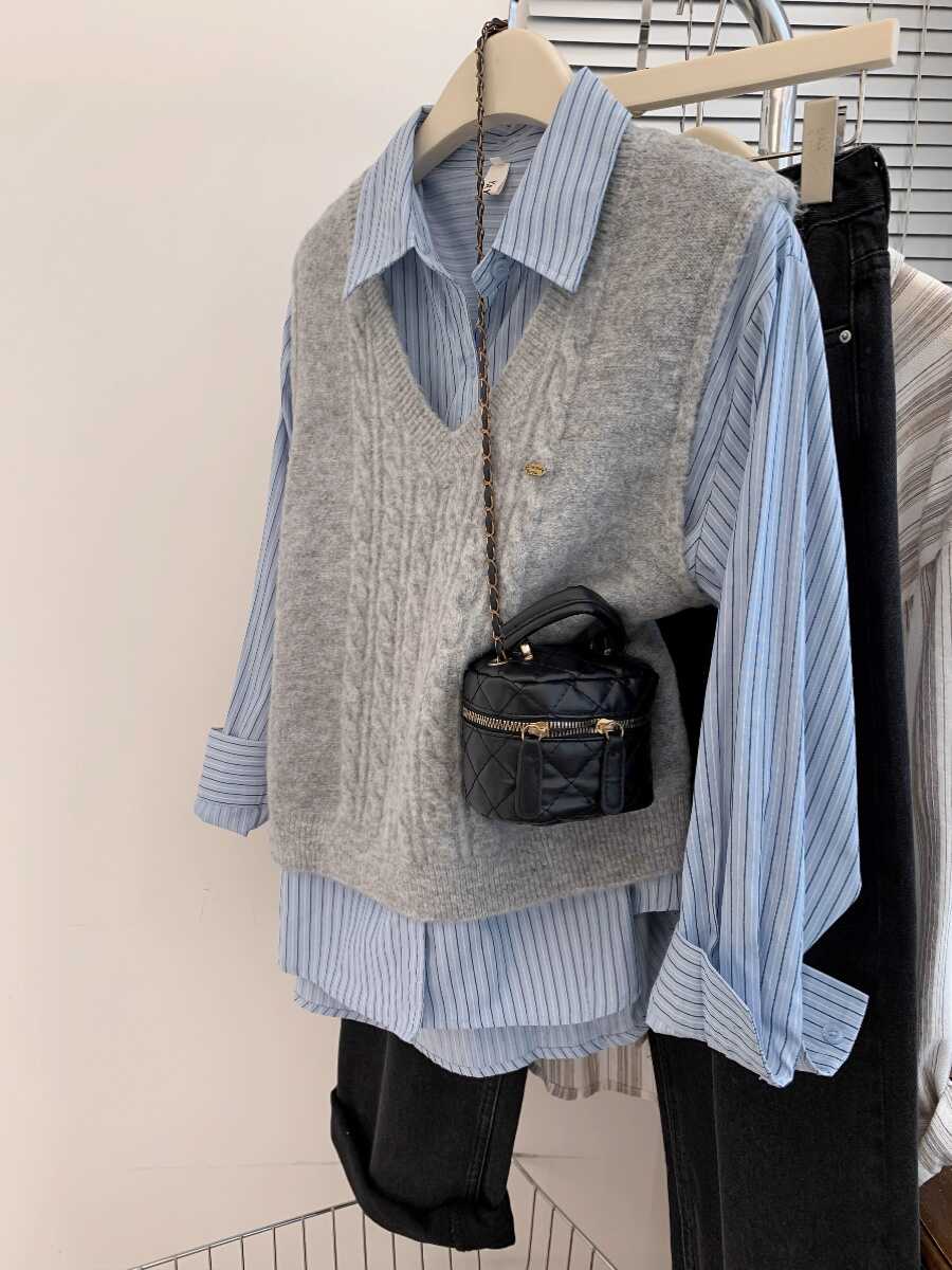 春秋外搭灰色毛衣马甲高级感v领