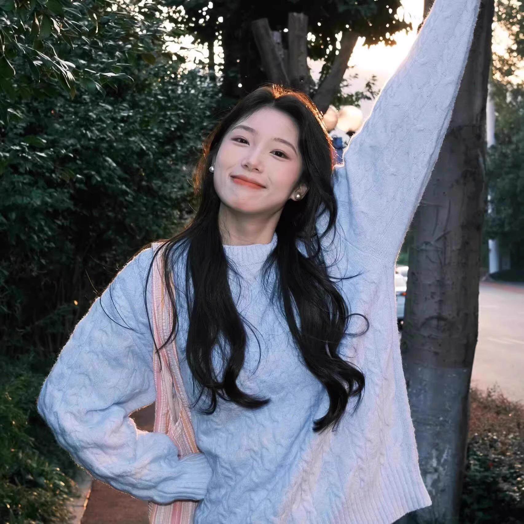 学院风天蓝色毛衣女秋冬软糯麻花针织衫宽松圆领长袖打底上衣潮