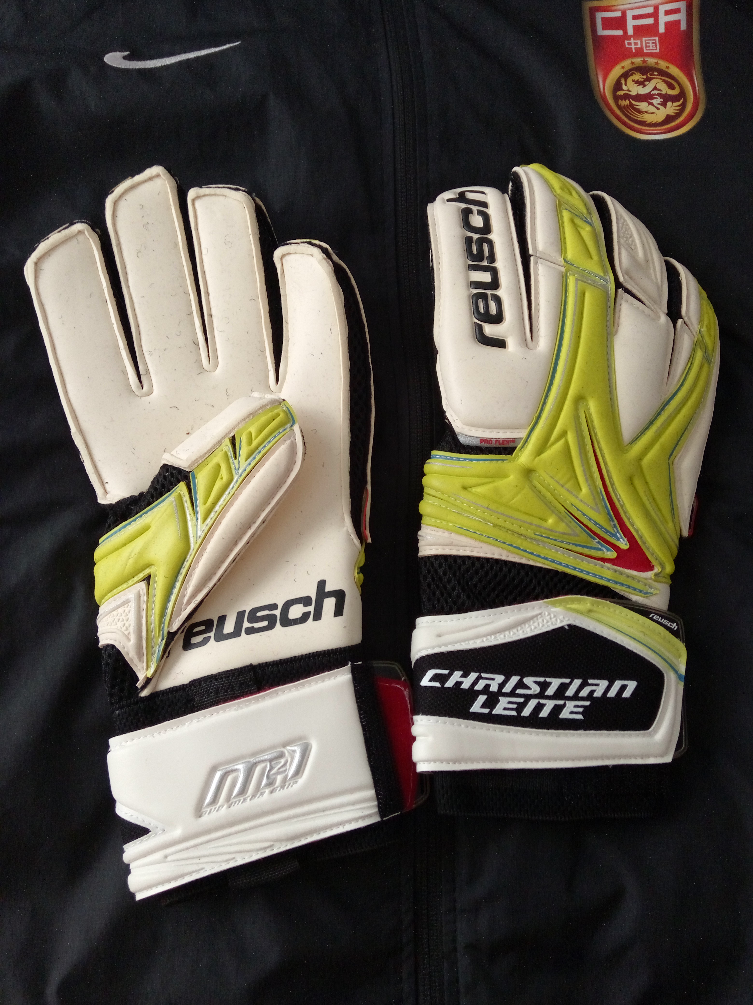 Gants de foot - Ref 2592004 Image 3