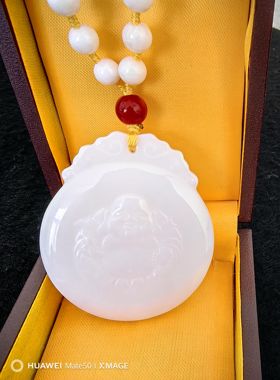 天然海底玉化贝佛公玉石吊坠弥勒佛心经项链女笑佛48mm挂坠毛衣链