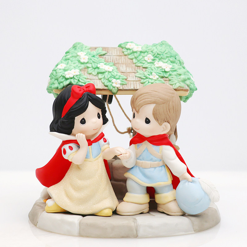 Precious Moments 水滴娃娃 白雪公主与王子 许愿井 陶瓷装饰摆件