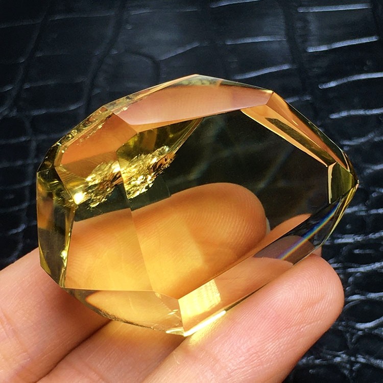 天然黄水晶小随形原石打磨多面体蓝针彩虹千层金字塔手握桌面摆件,饰品/流行首饰/时尚饰品新,摆件,淘宝优惠券,粉丝福利购,淘宝优惠卷