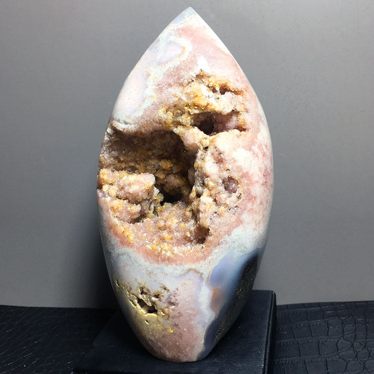 天然樱花玛瑙原矿标本紫晶簇玛瑙水晶洞塔形状办公室桌面玄关摆件