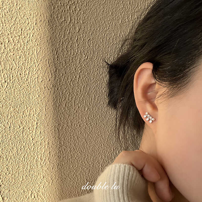 闪闪锆石耳钉925纯银雨滴