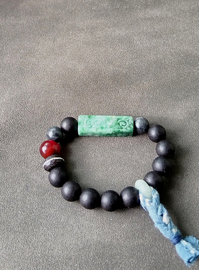翡翠玛瑙流苏黑檀手串