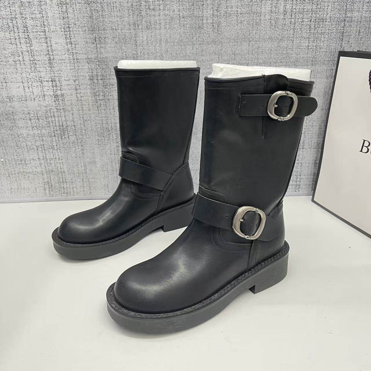 复古堆堆靴女2025年秋冬新款厚底马丁靴圆头机车黑色粗跟短靴