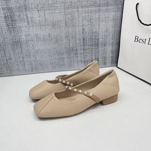 粗跟超火鞋子女2026春秋透气皮鞋玛丽珍鞋带珠子小跟豆豆乐福鞋