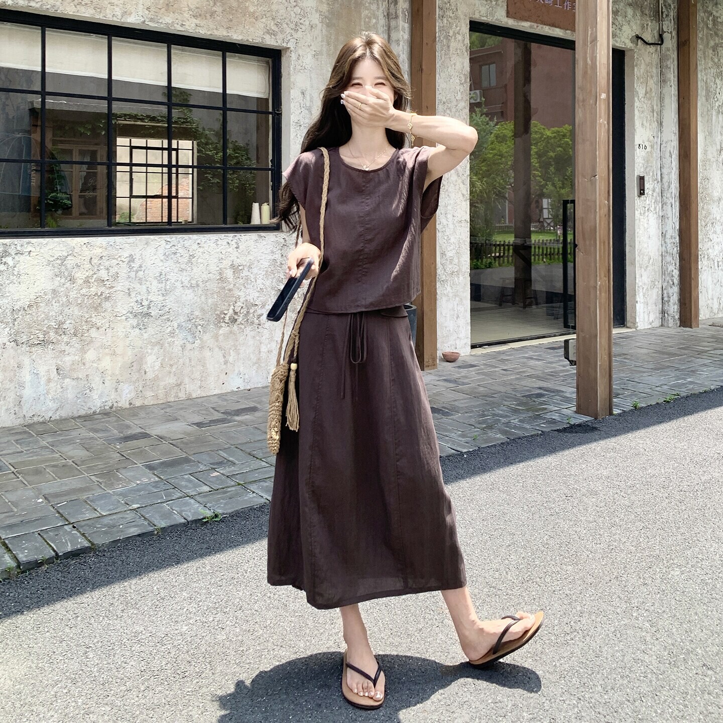 韩系简约棉麻女夏季无袖短款上衣高腰半身长裙松弛感茶系两件套装