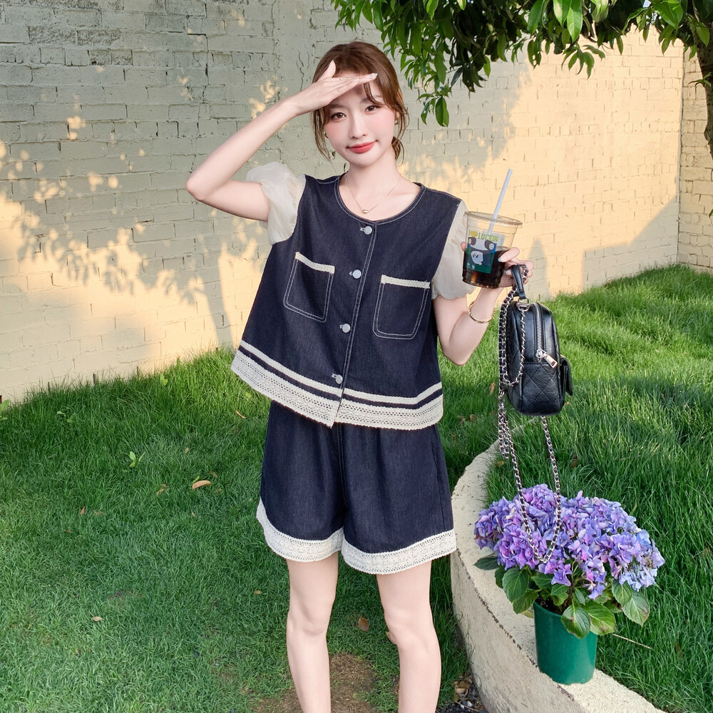 夏季ootd穿搭韩系减龄牛仔套装女蕾丝撞色短袖上衣阔腿短裤两件套