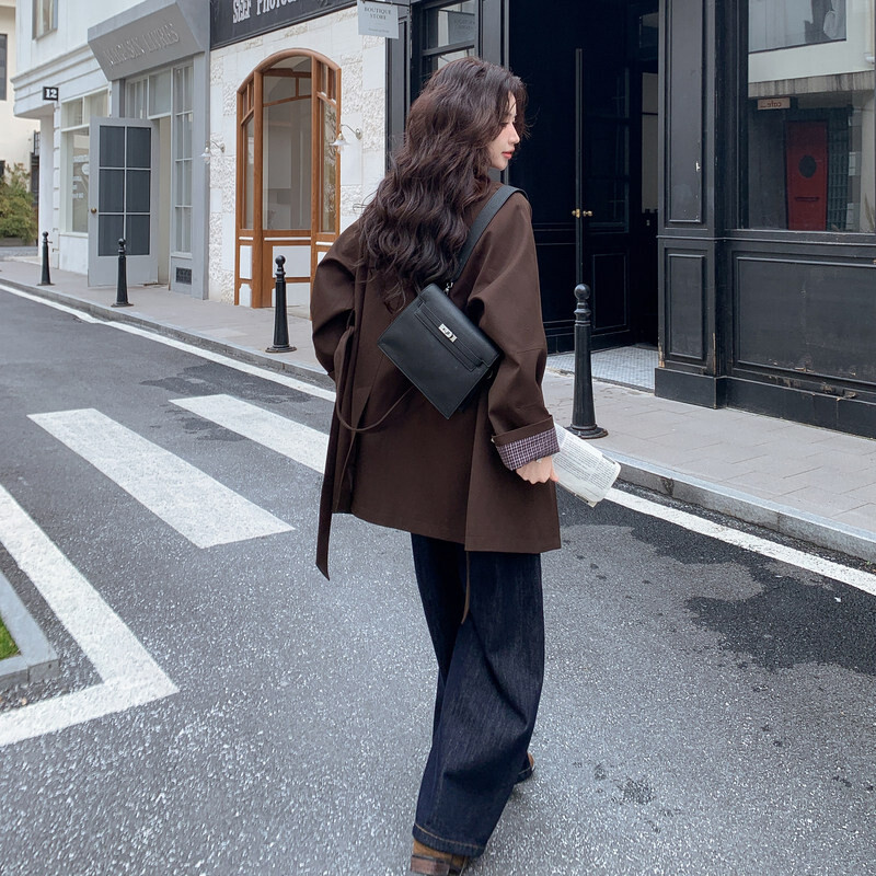 爆款复古百搭优质休闲风翻领精品直筒型美洋甩卖风衣外套女新款