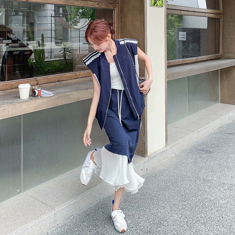 休闲风藏青运动马甲 拼接半身裙两件套藏青色夏季女装时尚套装