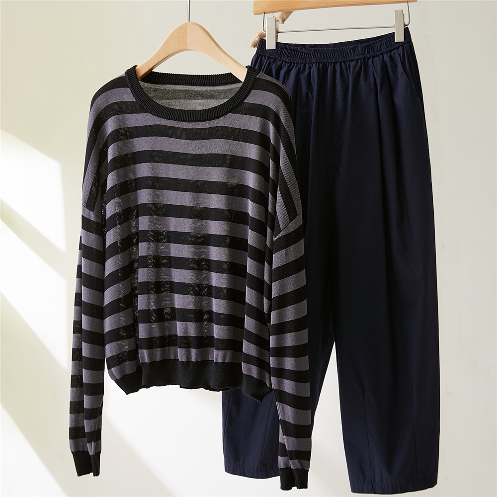 简约时尚套装圆领条纹针织衫女直筒宽松休闲裤通勤百搭套装