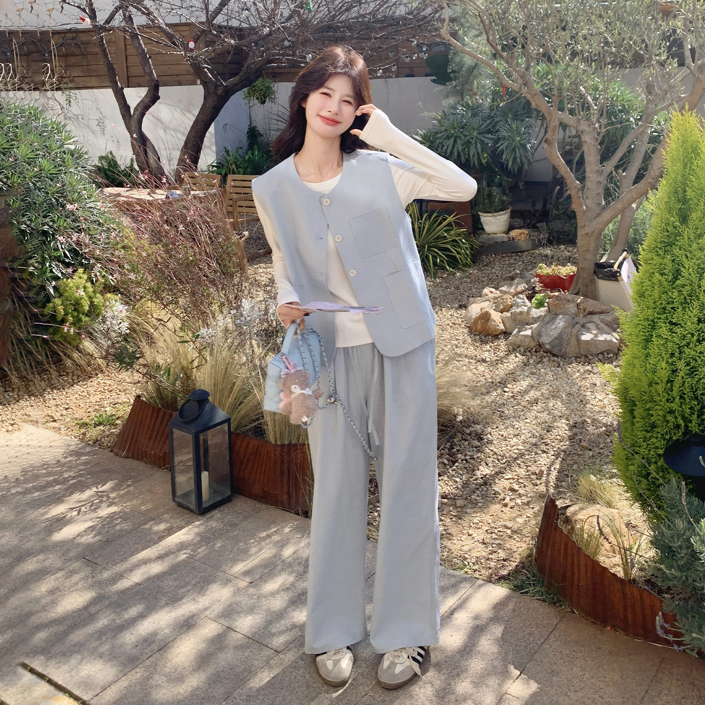 上衣短袖新款上市2026年春季显瘦棉麻马甲阔腿裤三件套休闲套装女
