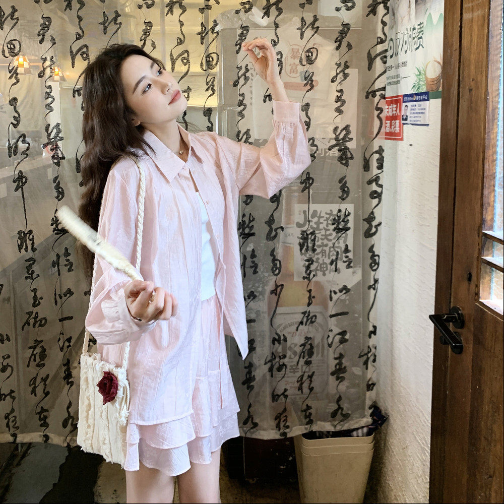 粉色新款上市2025年夏季优质三件套精品秋季防晒上衣配短裙套装