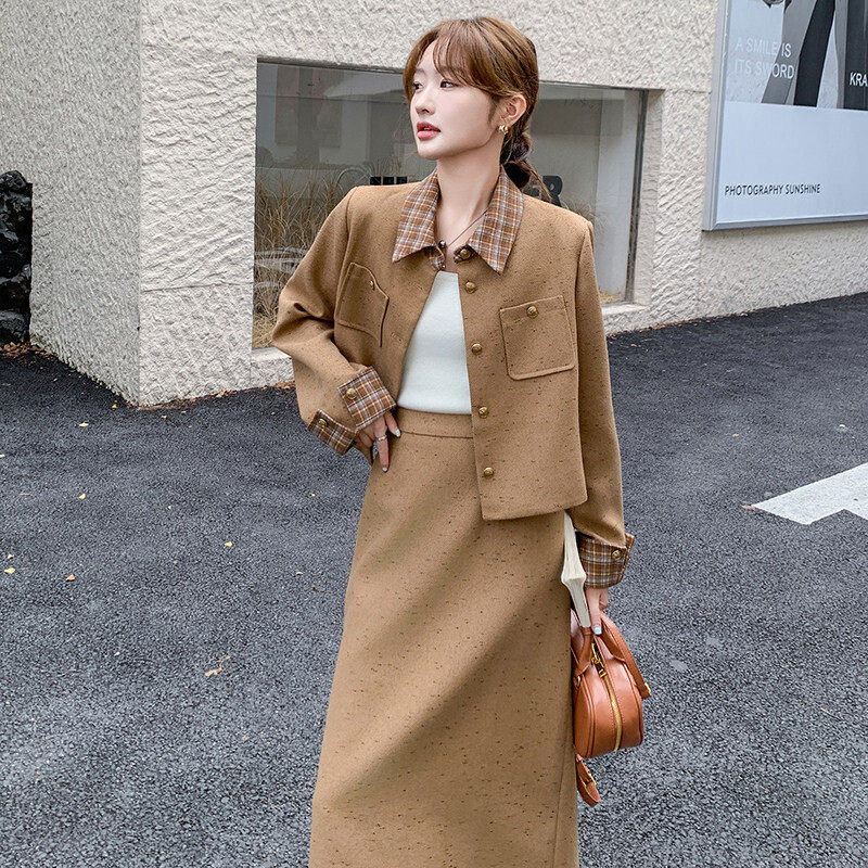 卡其色优质韩系小香风毛呢套装裙女春秋新款气质轻熟半身裙两件套