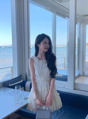 JustQin3/10绝美小白花新款夏装性感收腰显瘦白色连衣裙女