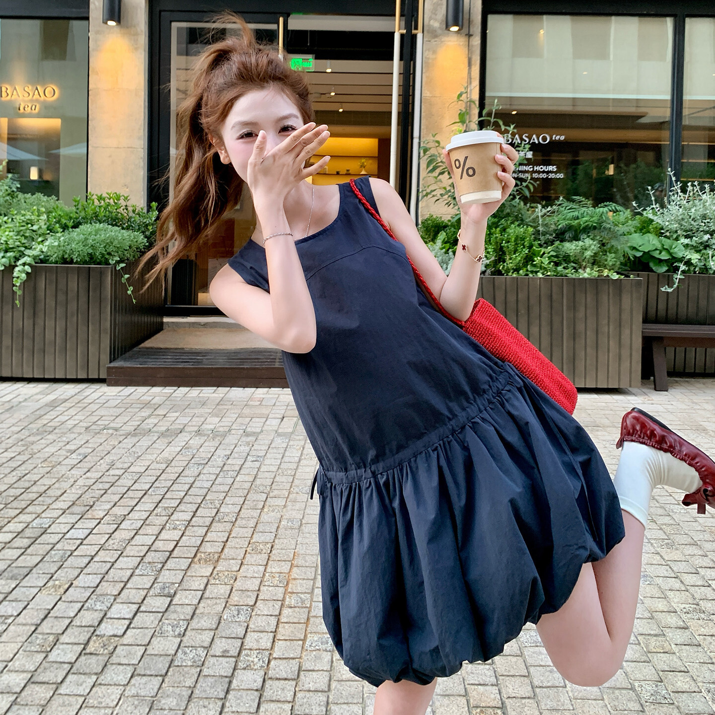夏装刺绣显瘦优质休闲度假精品娃娃裙宽松疯狂促销女士新款连衣裙