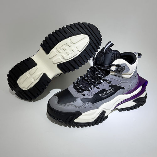 探路者防滑高低帮登山徒步鞋