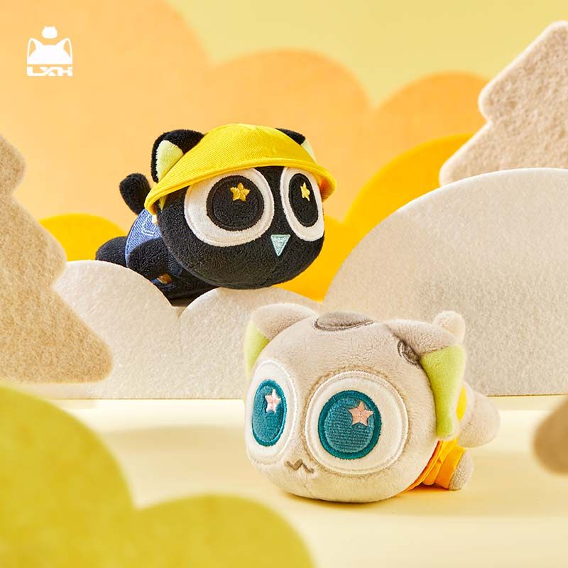 罗小黑丨趴趴毛绒肩章小黑幼稚园小皇雨衣玩偶