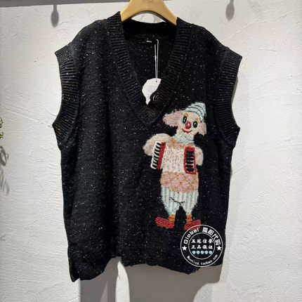 INITIAL国内代购 26春女V领卡通绣花针织背心26STVFMCVV562不退换