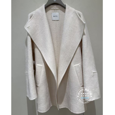 NUTS女装国内代购 2025冬 纯色翻领简约百搭羊毛大衣6411528A1