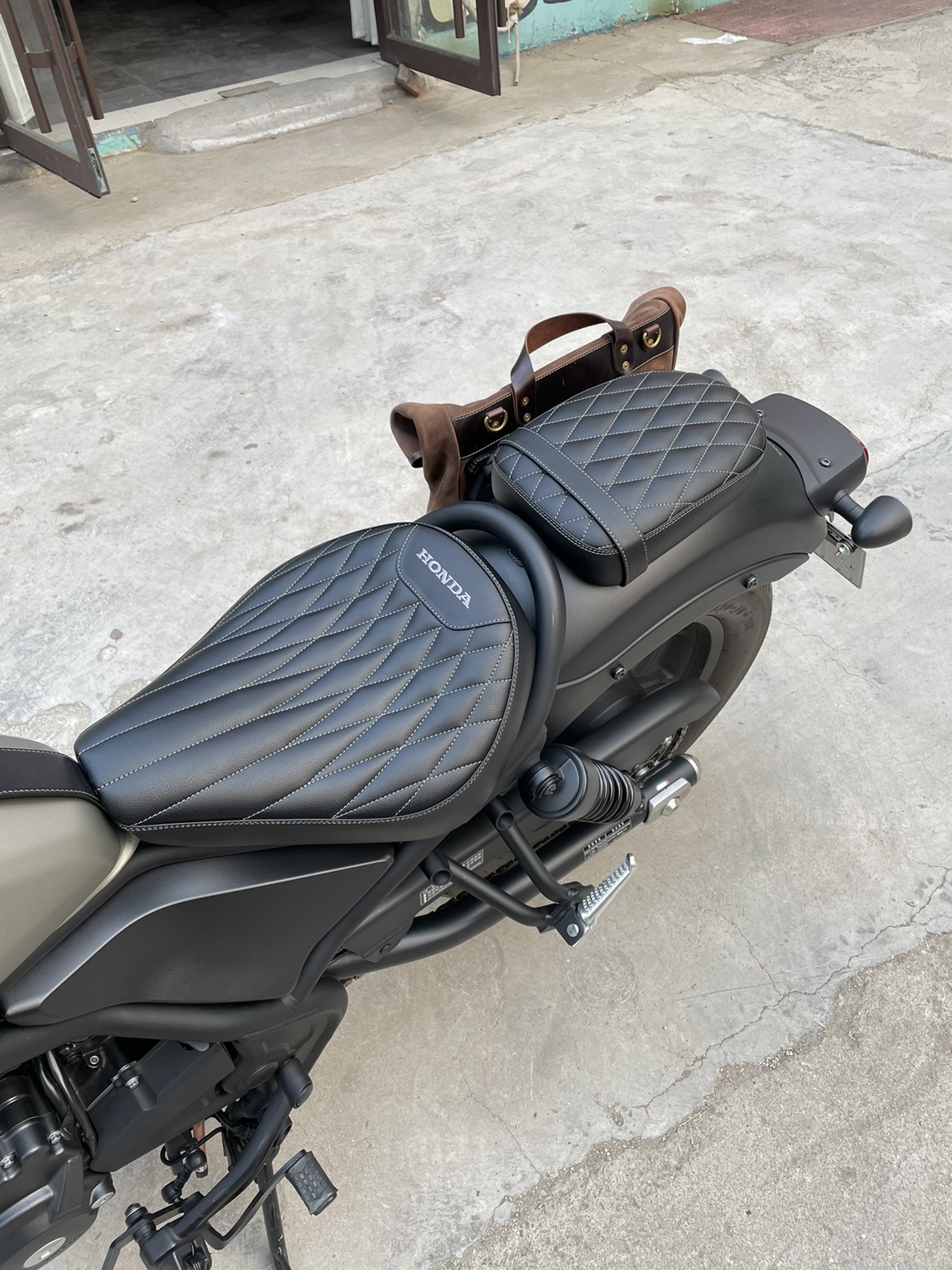 CM300加厚坐垫cm500改装坐垫专用直上舒适款 手工昌乐人出品,摩托车/装备/配件,摩托车坐垫,淘宝优惠券,粉丝福利购,淘宝优惠卷