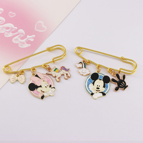 米奇米妮卡通胸针ins风米老鼠个性别针创意书包装饰徽章配饰挂件