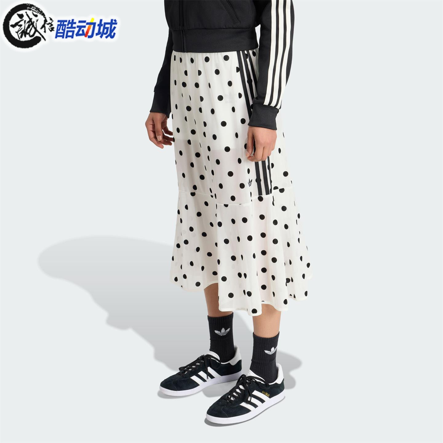 阿迪达斯三叶草女子运动半身裙