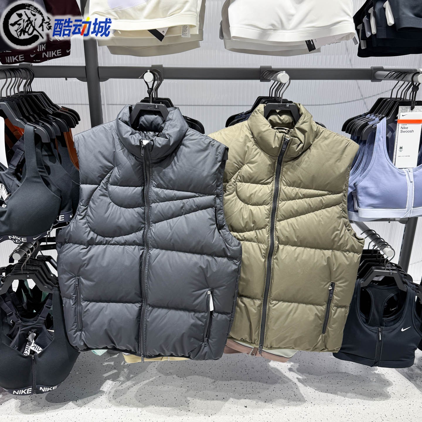 Nike耐克2025冬新款男子拒水抗风保暖宽松羽绒马甲IH2369-010-222