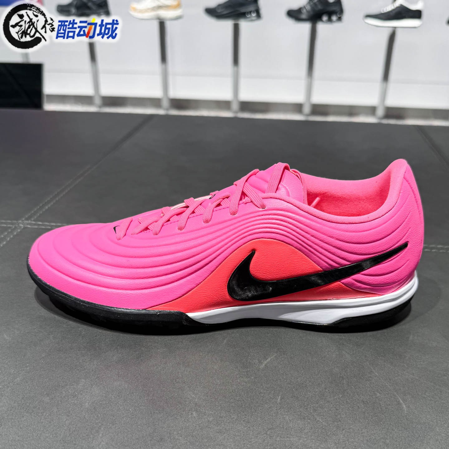 Nike耐克男2026秋破阵·天迫系列TF人造场地低帮足球鞋IQ2388-901