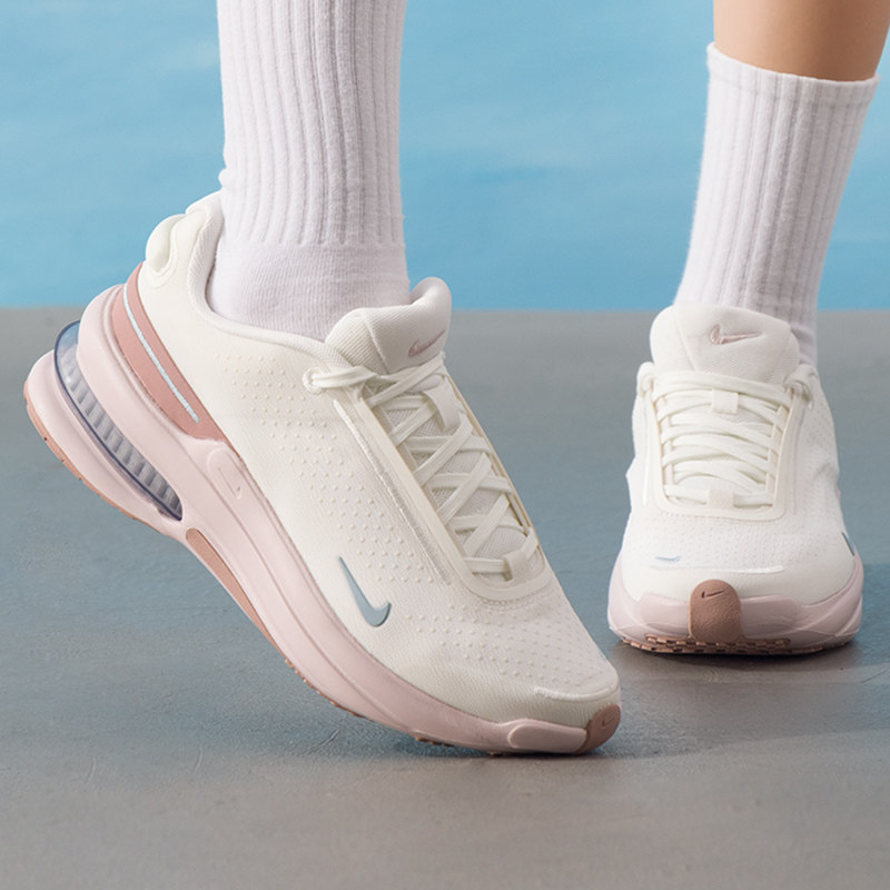 Nike耐克女子Air Zoom Upturn网眼透气气垫减震运动鞋 IB2764-102