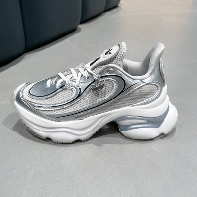 阿迪达斯三叶草女子运动老爹鞋