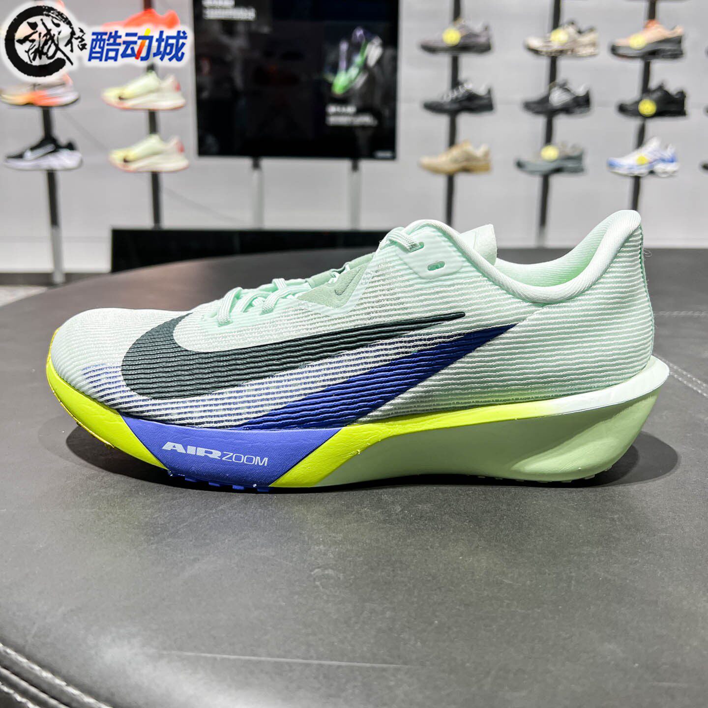 耐克男子2026新款AIR ZOOM RIVAL FLY 4缓震回弹跑步鞋FV6040-300