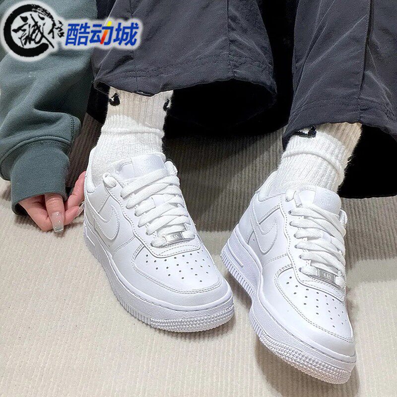 Nike耐克Air Force 1 LE大童空军一号运动童鞋纯白板鞋FV5951-111