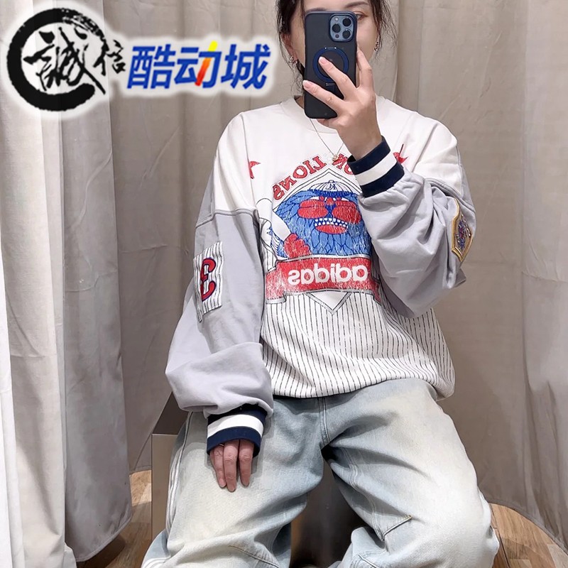 阿迪达斯三叶草女子2025秋新款印花运动休闲圆领卫衣套头衫KG3146