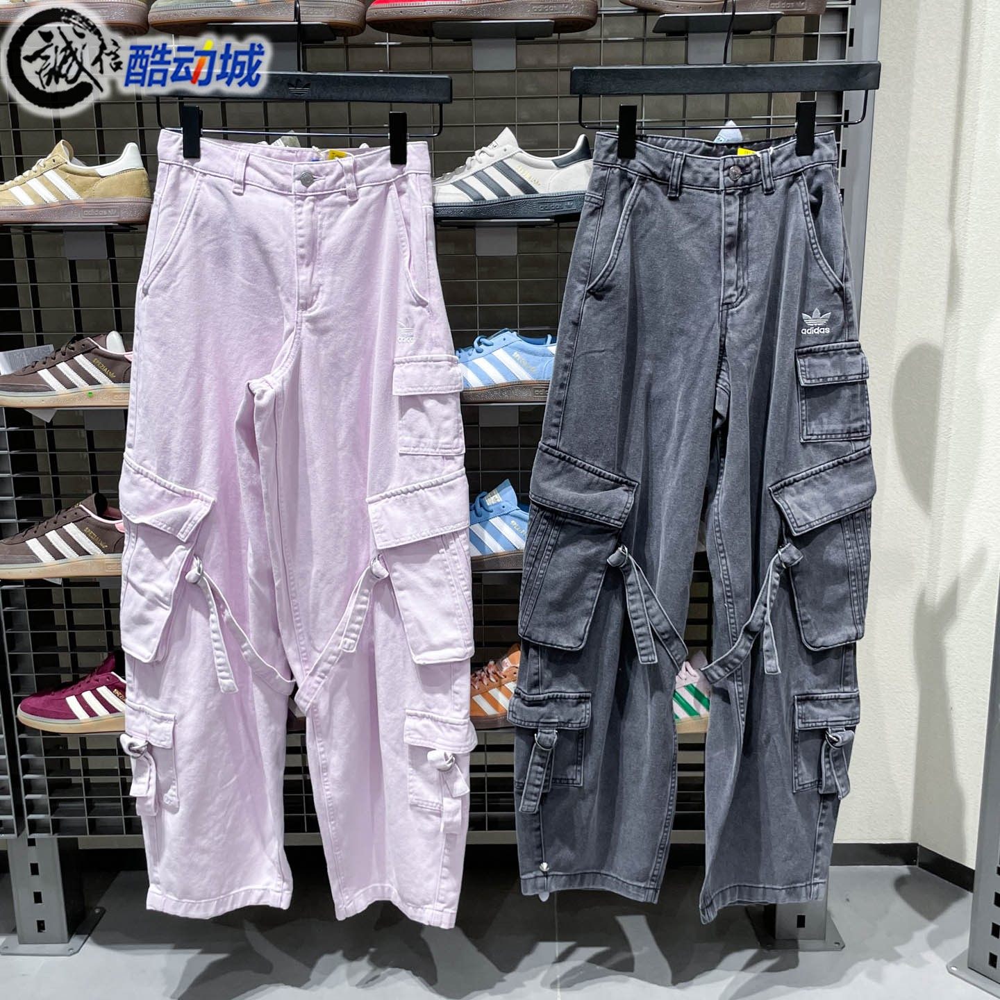 阿迪达斯三叶草女子新款宽松斜纹布舒适运动工装裤 KU9535 KU9536