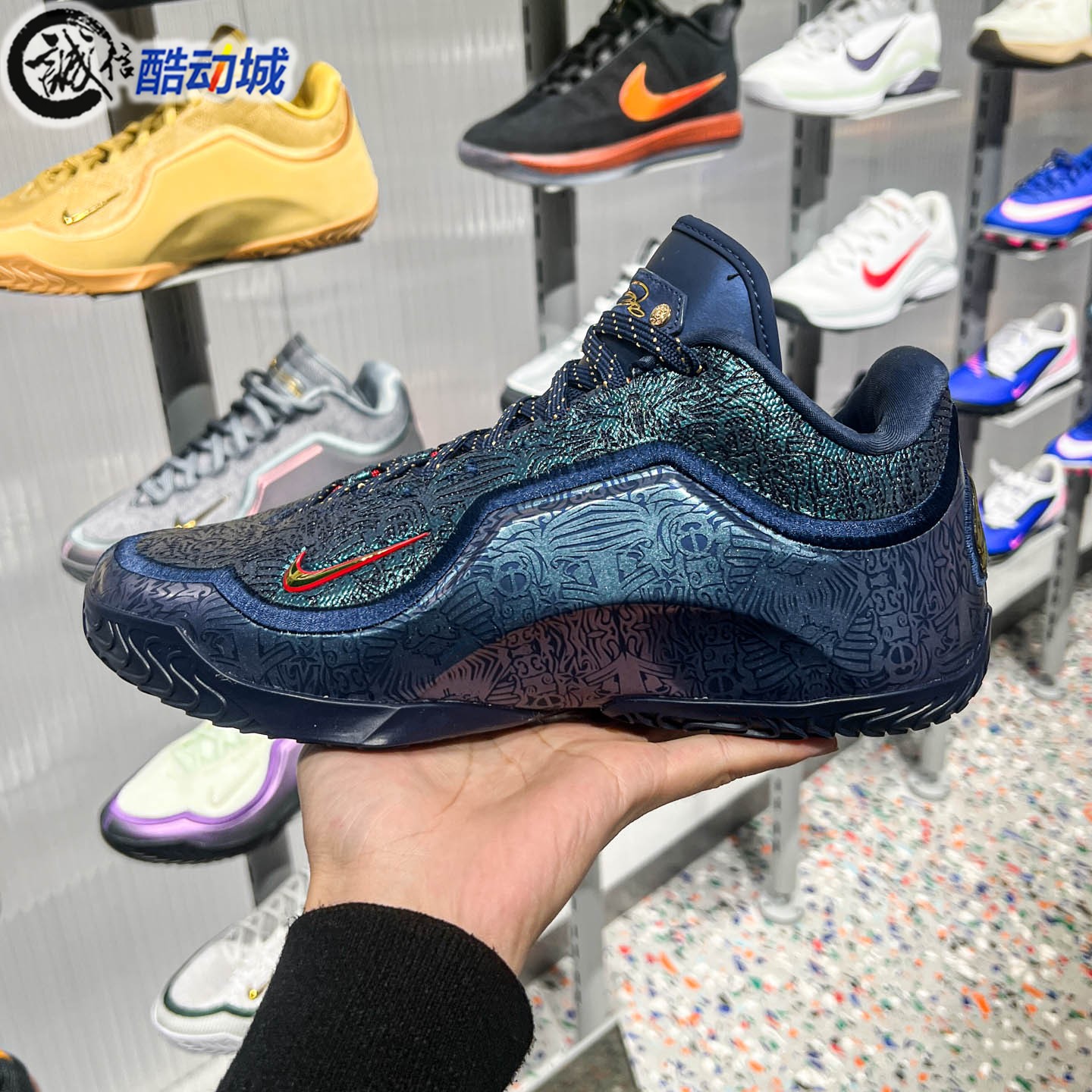 Nike耐克2026春新款詹姆斯男子时尚回弹缓震耐磨篮球鞋IH1514-400