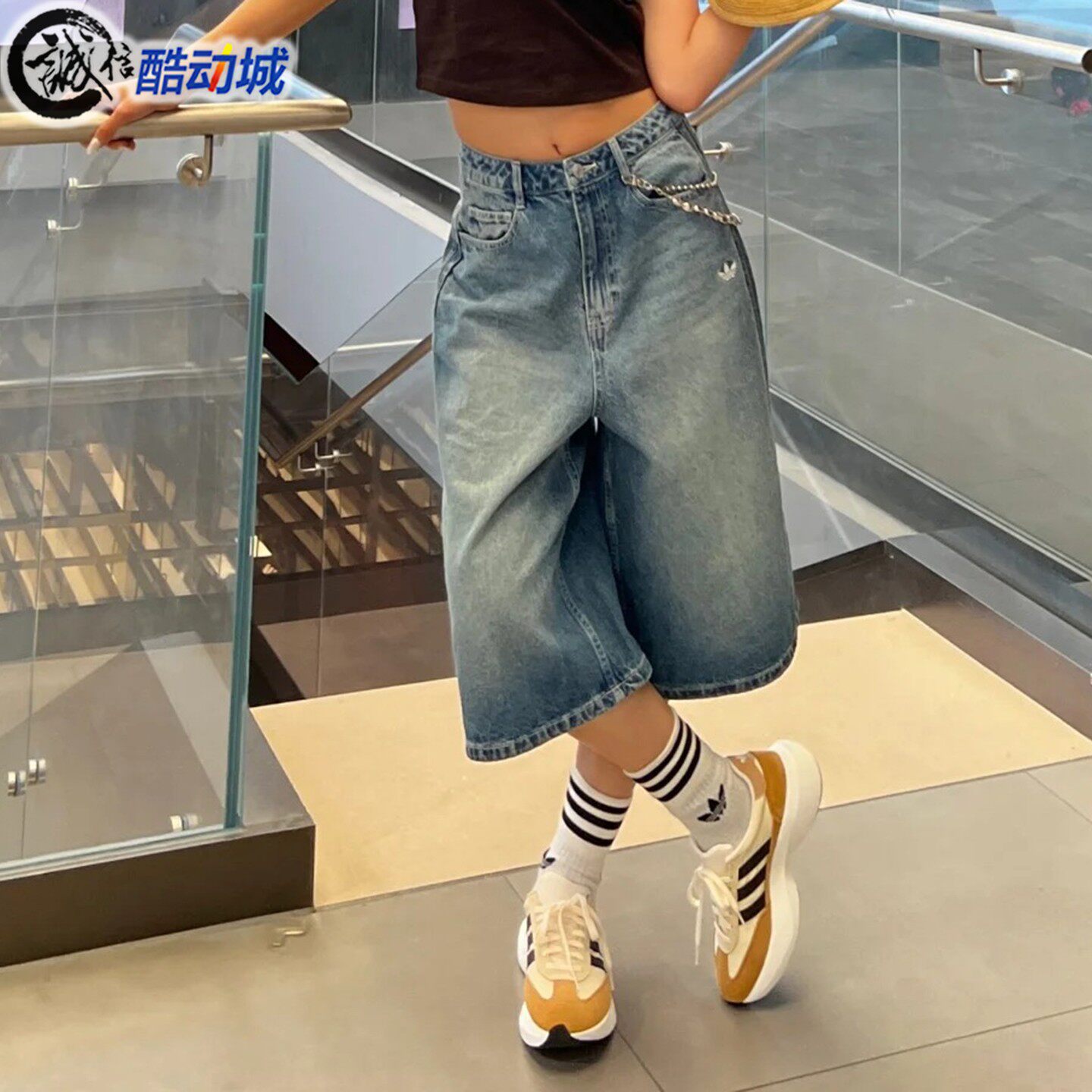 阿迪达斯三叶草女子牛仔运动裤
