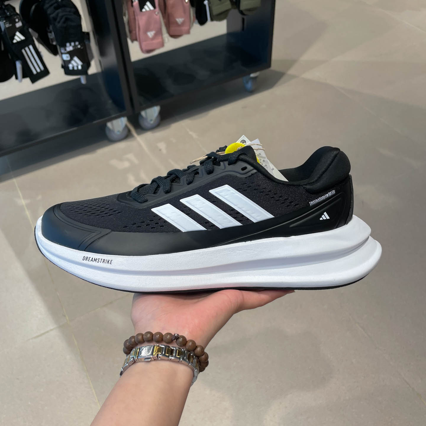 Adidas阿迪达斯男NOVAWAVE超轻缓震回弹网面运动休闲跑步鞋JQ9341