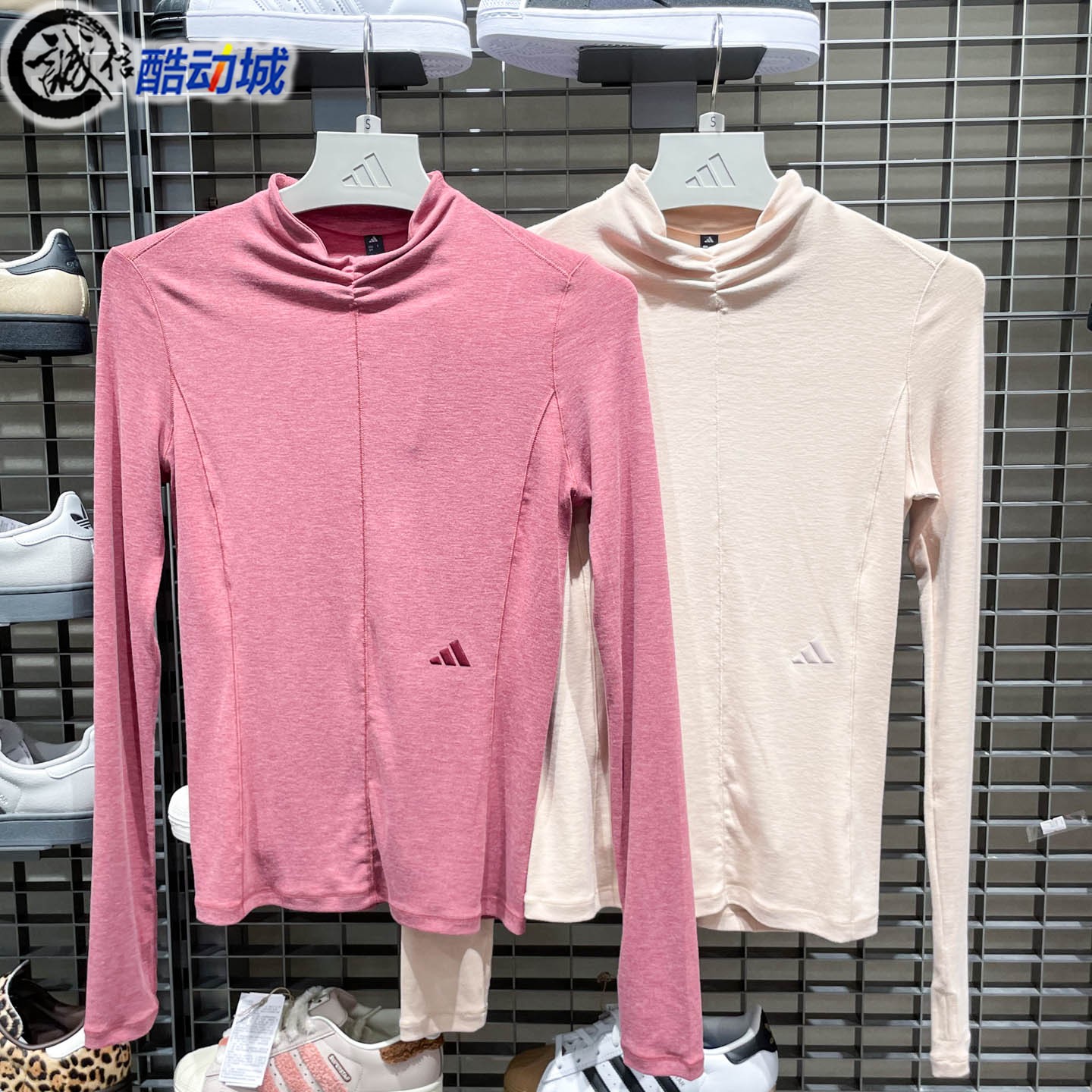Adidas阿迪达斯女子2026春针织运动休闲修身长袖T恤 HY2118HY2120