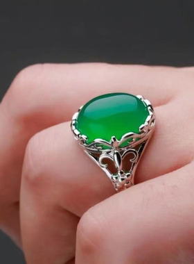 新款菠菜绿玉髓圆形镂空霸气女士活口指环气质百搭高档戒指宫廷风