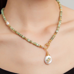 新款巴洛克珍珠项链小众轻奢贝壳串珠锁骨链女毛衣链彩色吊坠配饰