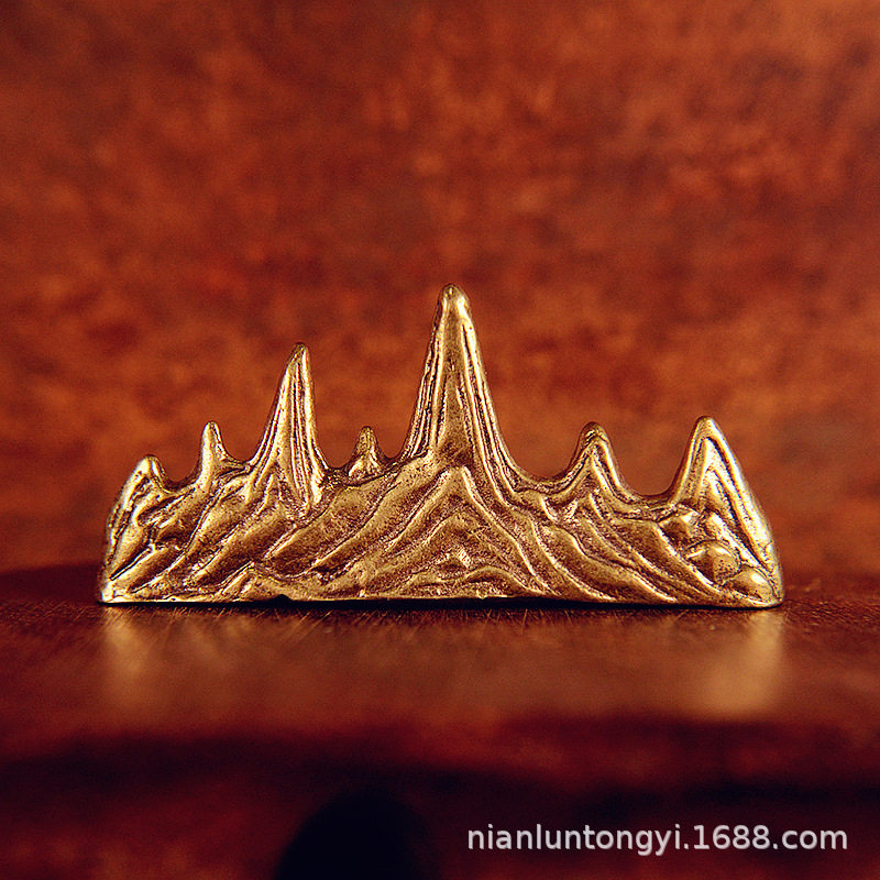 黄铜山形笔架黄铜假山石书房笔架摆件创意镇纸古玩微雕铜器,家居饰品,装饰摆件,淘宝优惠券,粉丝福利购,淘宝优惠卷